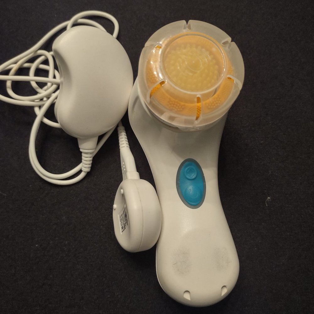 Clairsonic Complexion Cleansing Brush